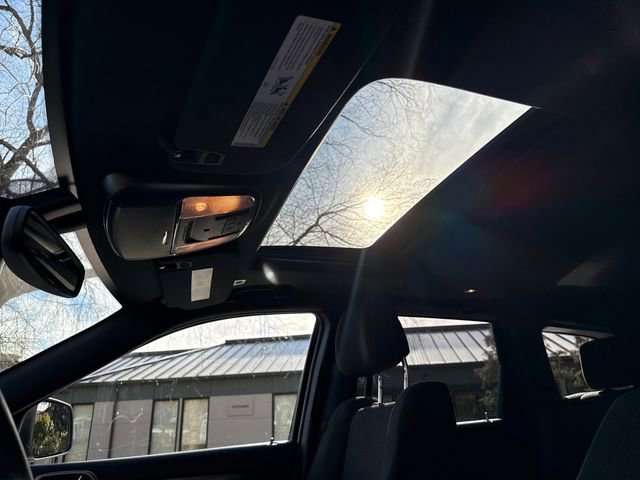 Used 2019 Jeep Grand Cherokee Laredo image 28