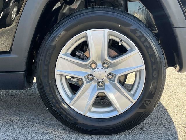 Used 2022 Jeep Compass Latitude image 11