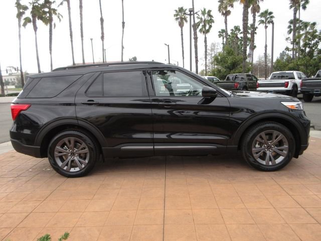 Certified 2022 Ford Explorer XLT w/ Equipment Group 202A image 5