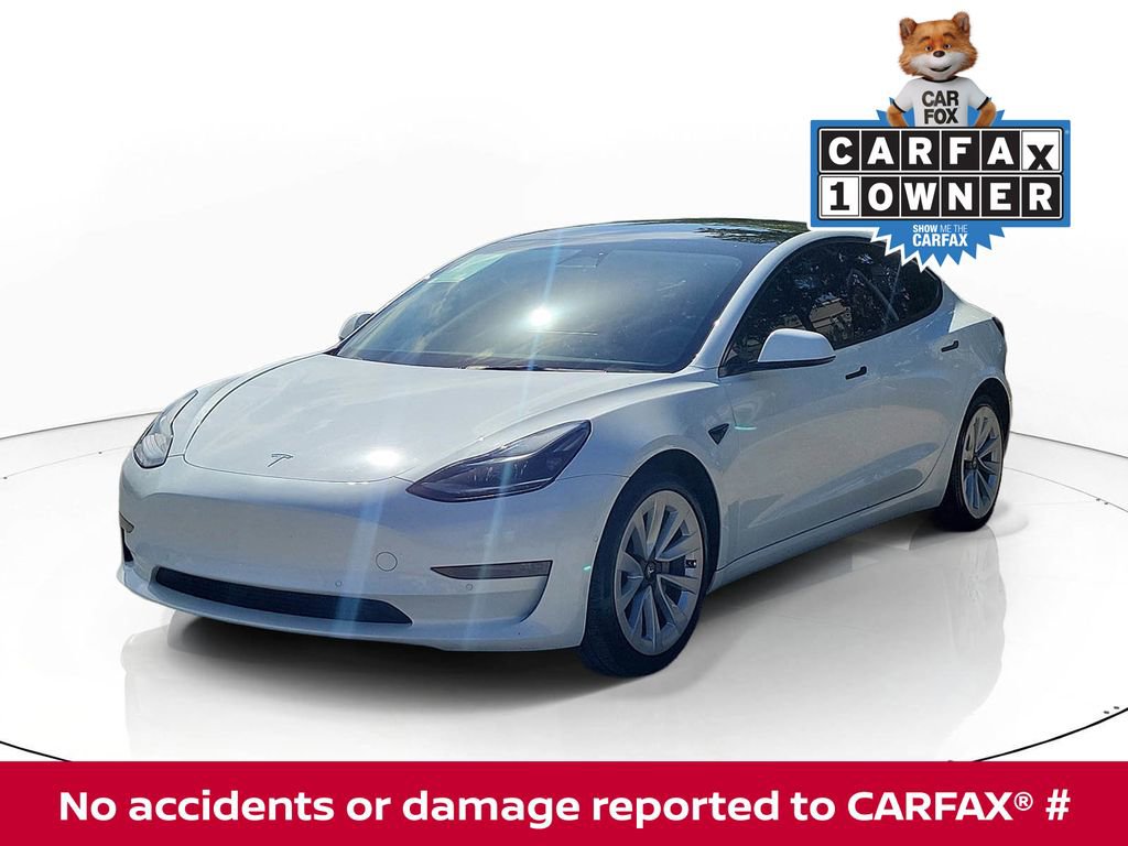 Used 2022 Tesla Model 3 Standard Range RWD image 1