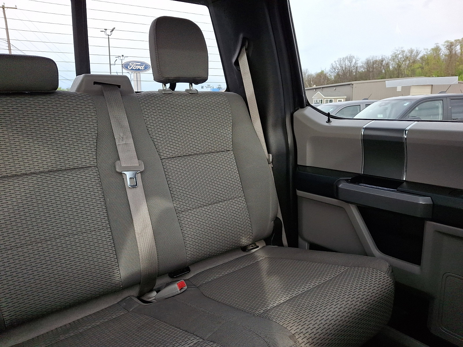 Used 2015 Ford F150 XLT w/ Equipment Group 302A Luxury AWD/4WD image 20
