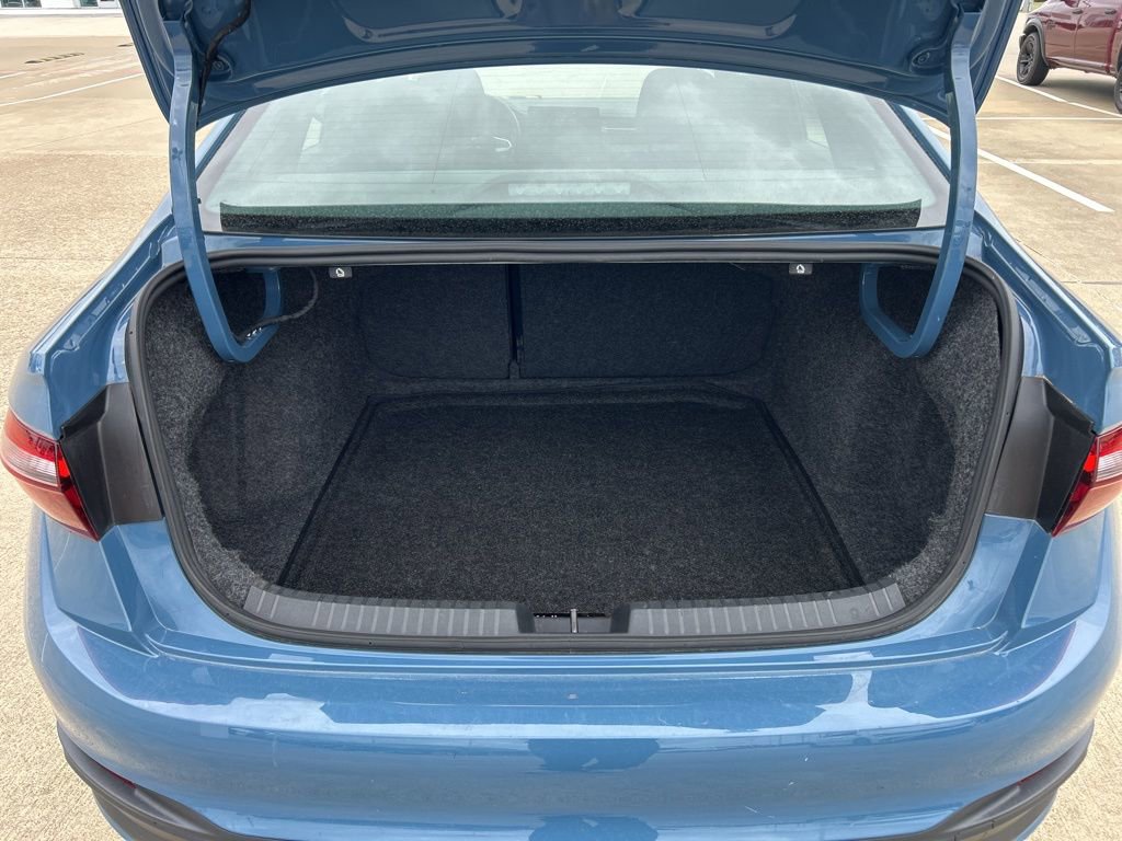 Used 2025 Volkswagen Jetta Sport FWD image 6