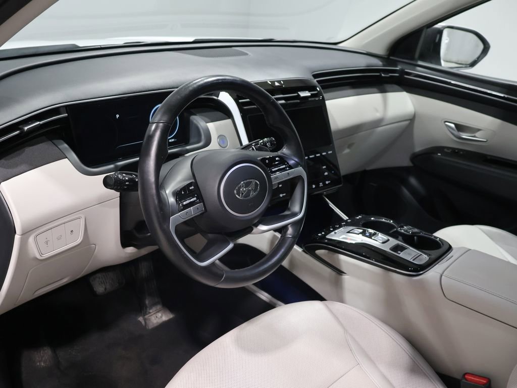 Used 2024 Hyundai Tucson Limited image 16