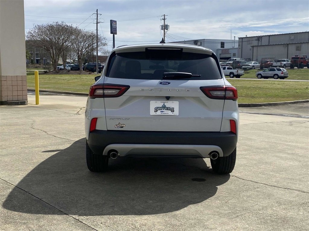 New 2025 Ford Escape Active w/ Cold Weather Package image 4