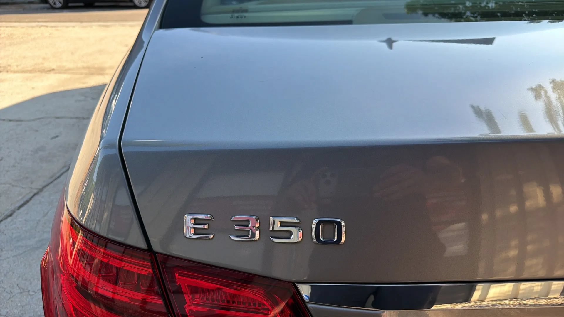 Used 2014 Mercedes-Benz E 350 4MATIC Sedan image 5