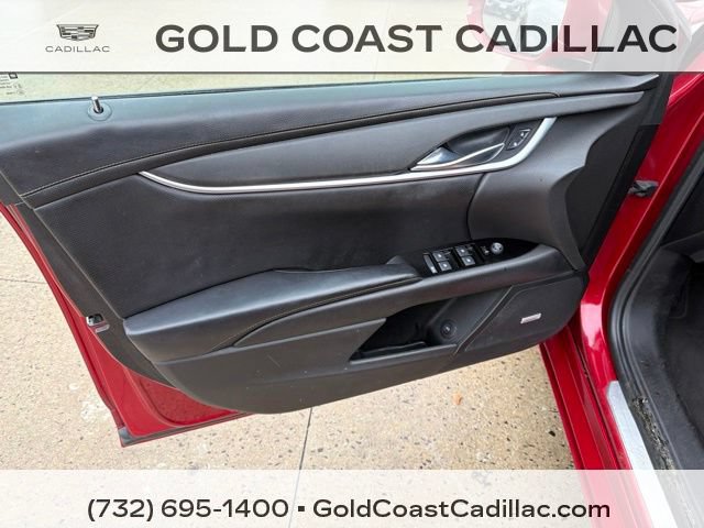 Used 2013 Cadillac XTS FWD image 13