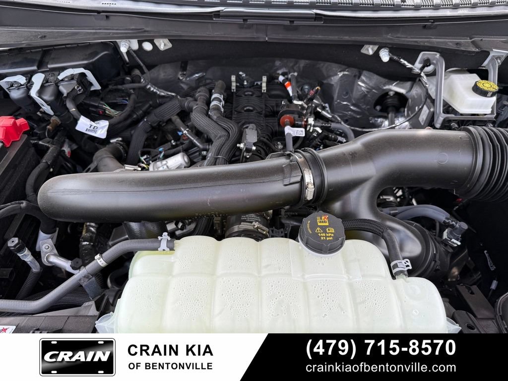 Used 2026 Ford Expedition Platinum w/ Stealth Performance Package AWD/4WD image 34