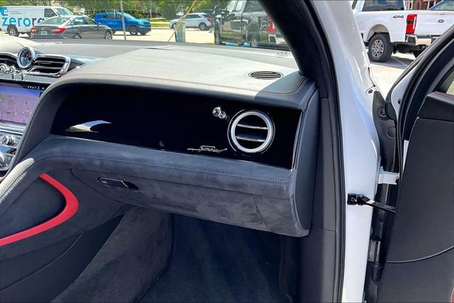 Used 2021 Bentley Bentayga Speed AWD/4WD image 21