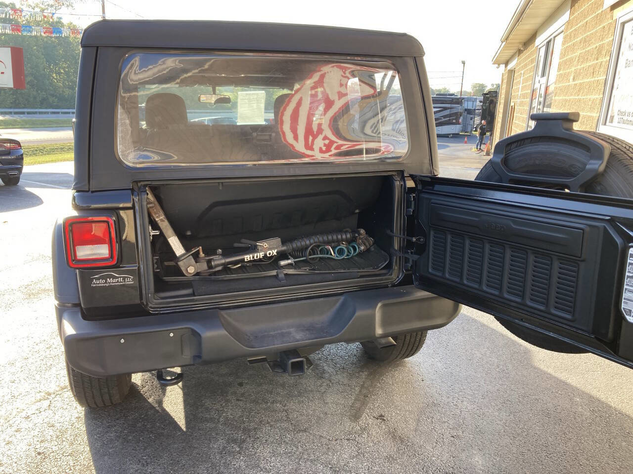 Used 2021 Jeep Wrangler Sport image 7