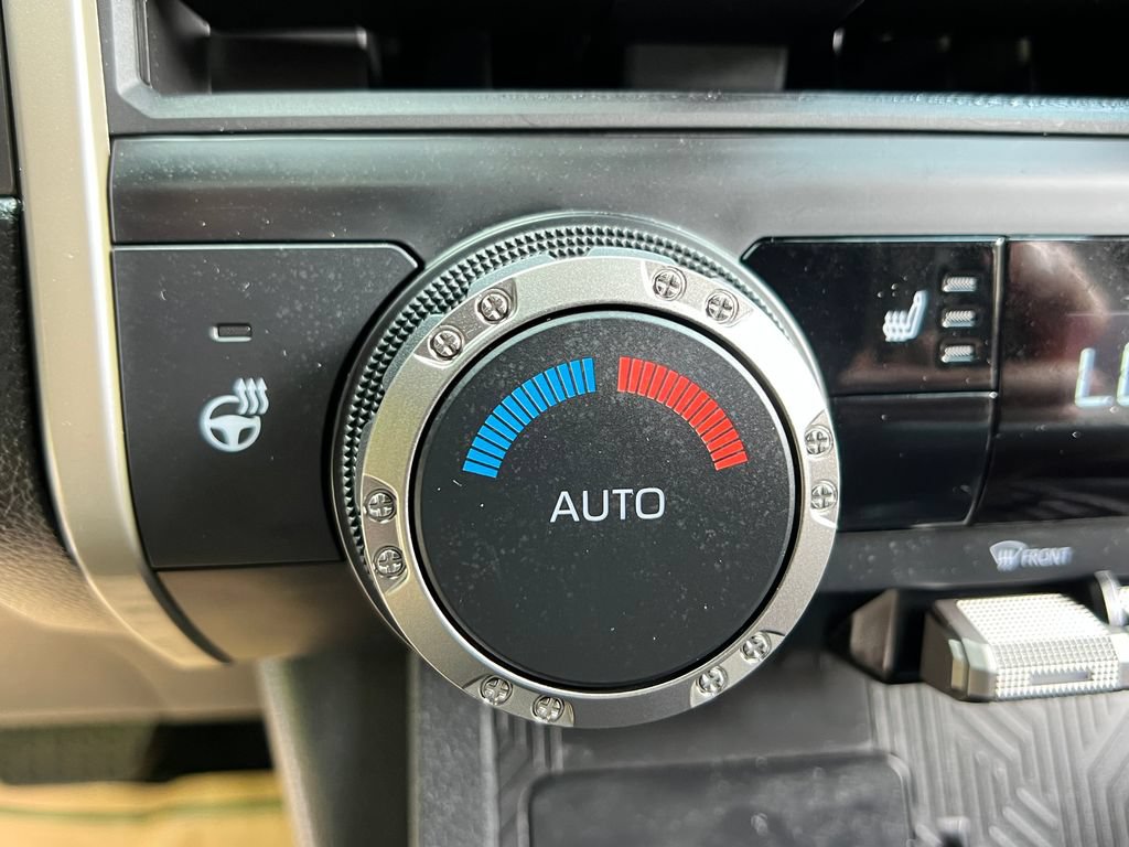 Used 2024 Toyota Tacoma TRD Off-Road w/ TRD Off Road Upgrade Package AWD/4WD image 28