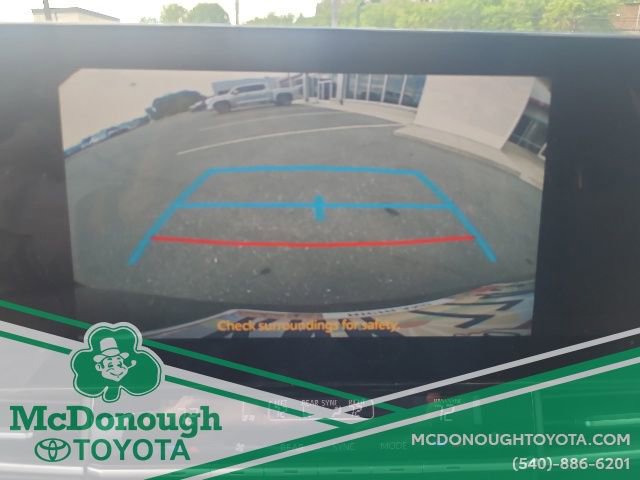 Certified 2025 Toyota Sienna XLE FWD image 20