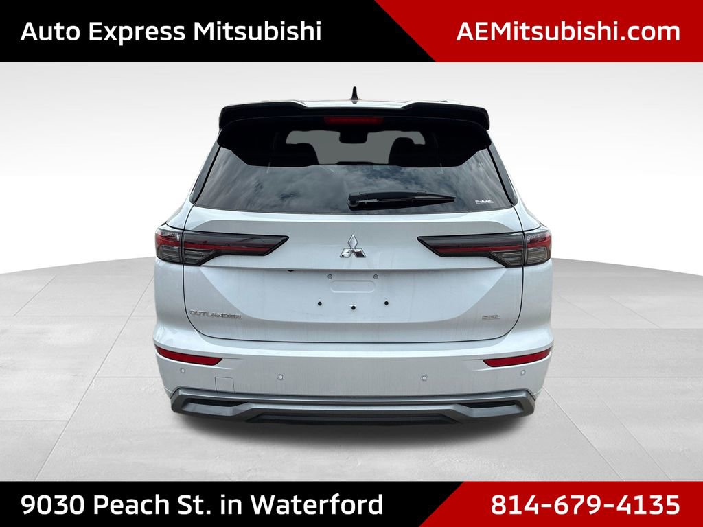 New 2026 Mitsubishi Outlander SEL image 6