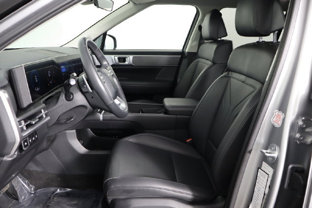 Used 2026 Hyundai Santa Fe SEL FWD image 14