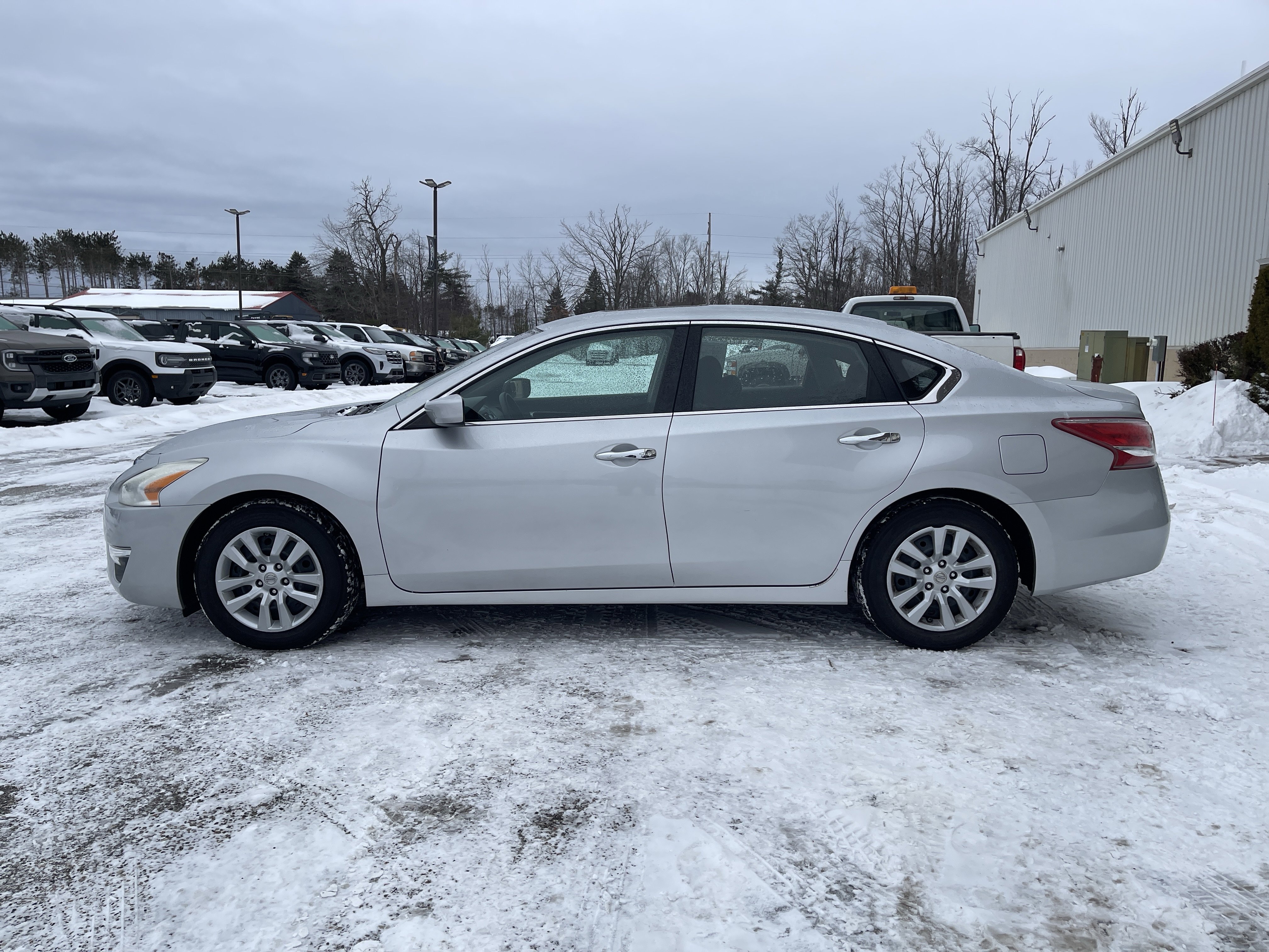 Used 2013 Nissan Altima 2.5 S image 6