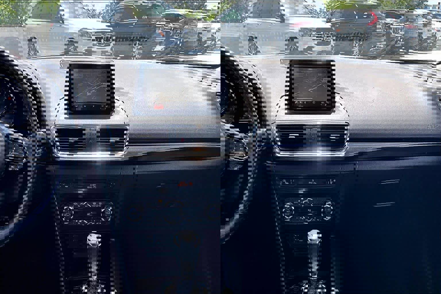 Used 2018 MAZDA MAZDA3 Grand Touring w/ Premium Equipment Package image 7