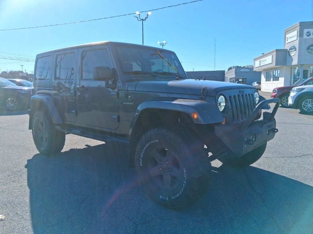 Used 2016 Jeep Wrangler Unlimited Sport image 3