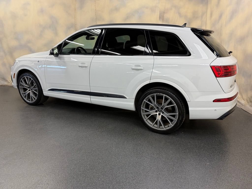 Used 2019 Audi Q7 3.0T Prestige AWD/4WD image 4