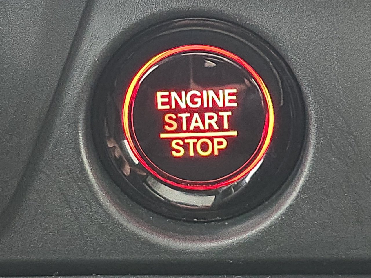 Used 2023 Honda Pilot Touring image 19