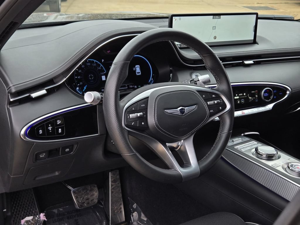 Used 2023 Genesis GV70 2.5T w/ Sport Prestige Package AWD/4WD image 18