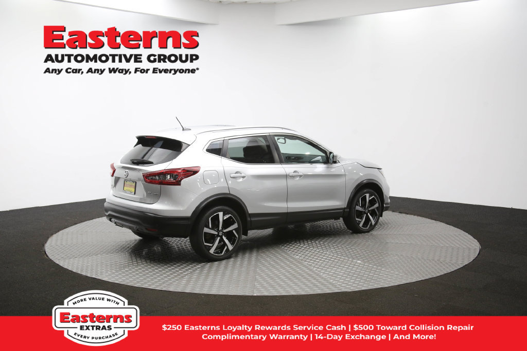 Used 2022 Nissan Rogue Sport SL w/ Premium Package AWD/4WD image 42