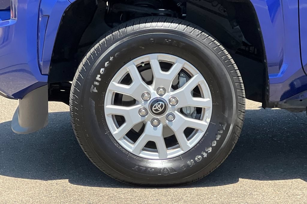 Certified 2025 Toyota Tacoma SR5 AWD/4WD image 28