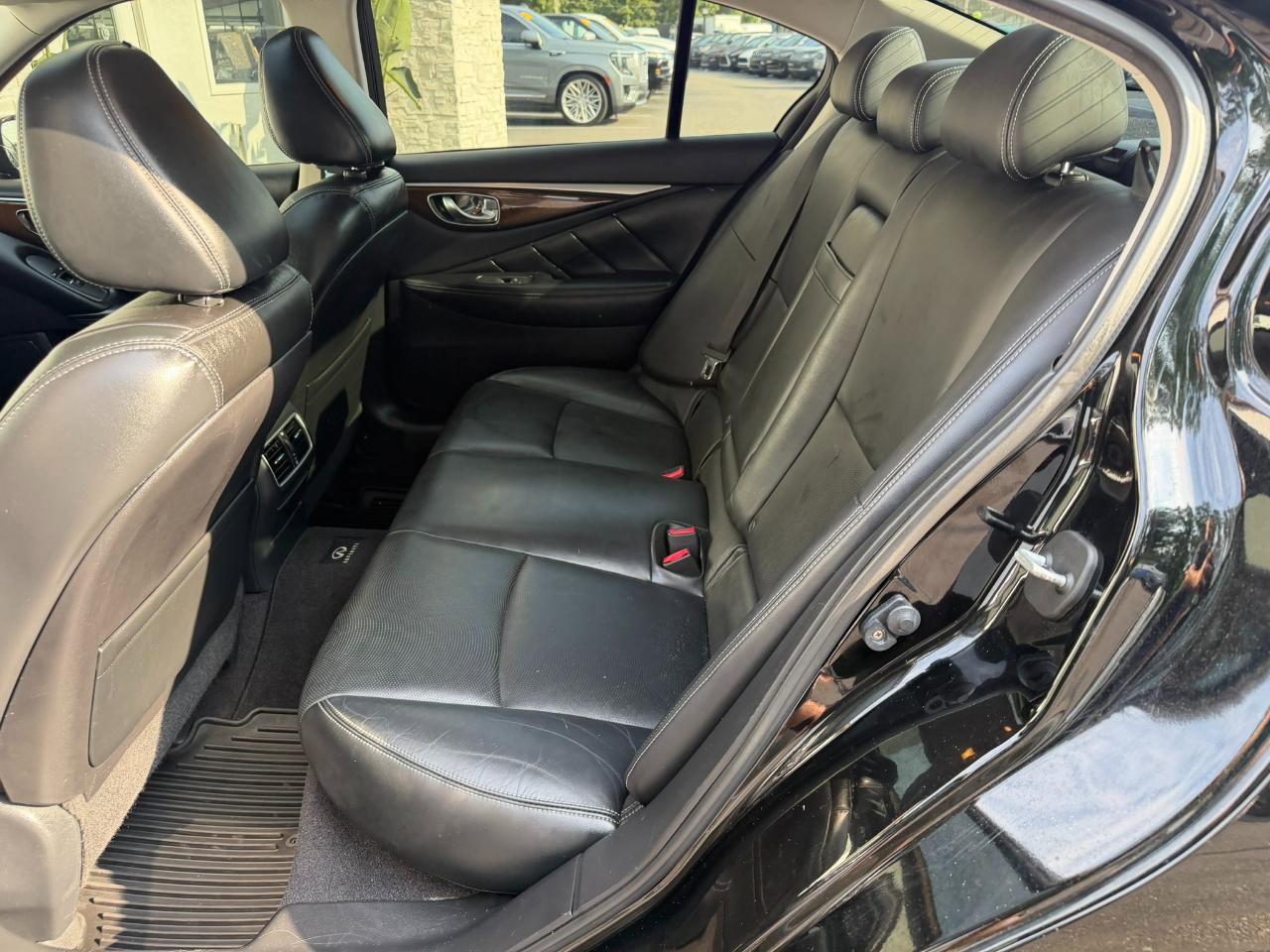 Used 2014 INFINITI Q50 Premium w/ Technology Package RWD image 39