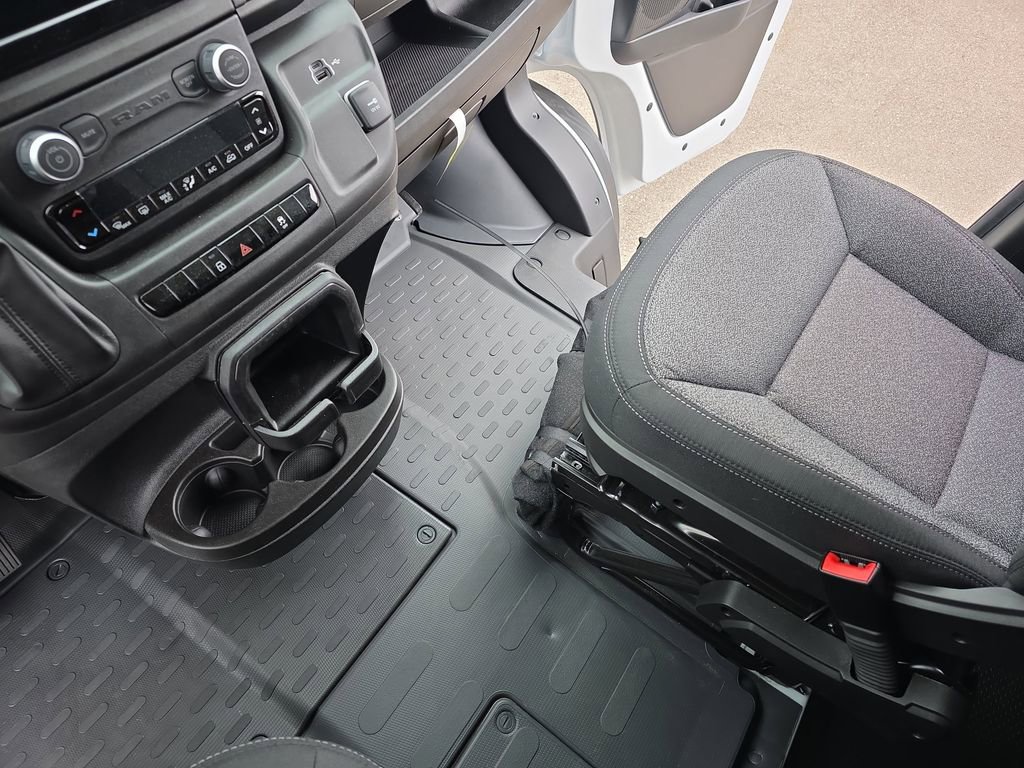 New 2026 RAM ProMaster 2500 w/ Convenience Group image 22