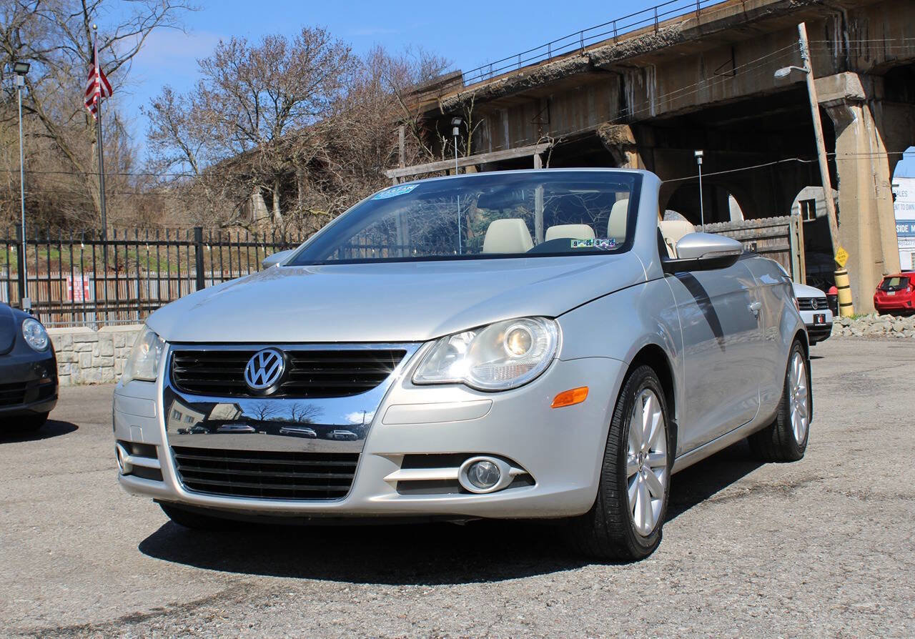Used 2009 Volkswagen Eos Komfort FWD image 3
