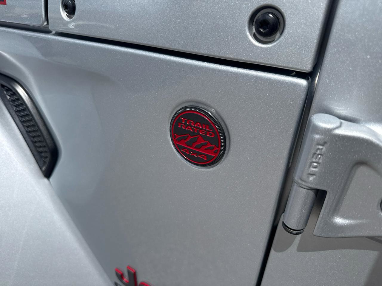 Used 2022 Jeep Gladiator Rubicon w/ Cold Weather Group AWD/4WD image 10