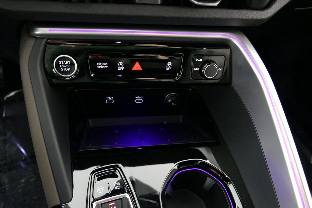 Used 2025 Audi Q5 Premium w/ Convenience Package image 20