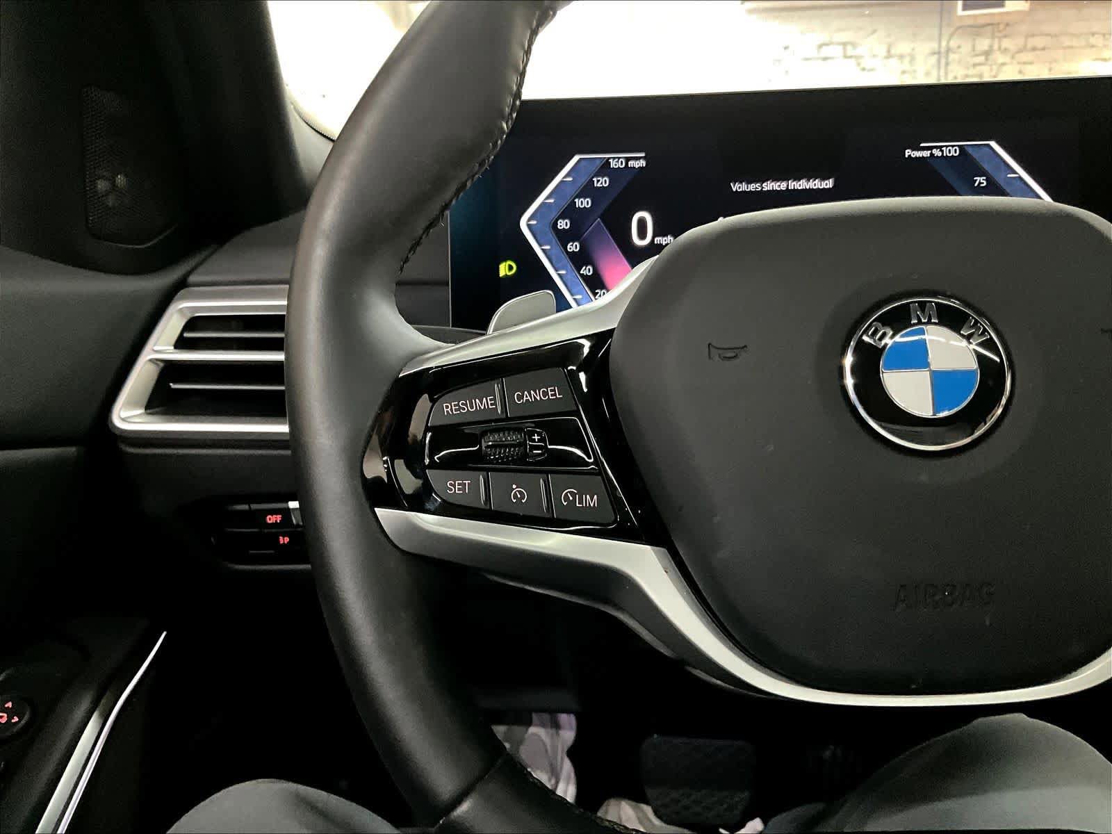 Used 2025 BMW 330i xDrive Sedan w/ Premium Package image 19