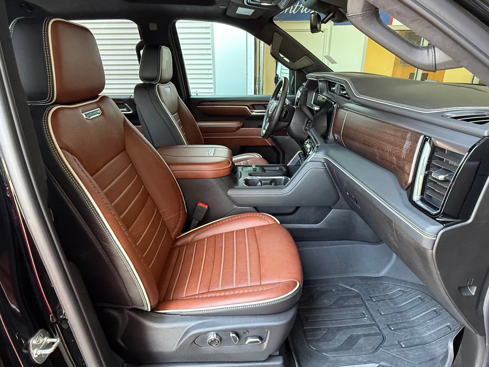 Used 2026 GMC Sierra 2500 Denali Ultimate w/ Max Trailering Package AWD/4WD image 19