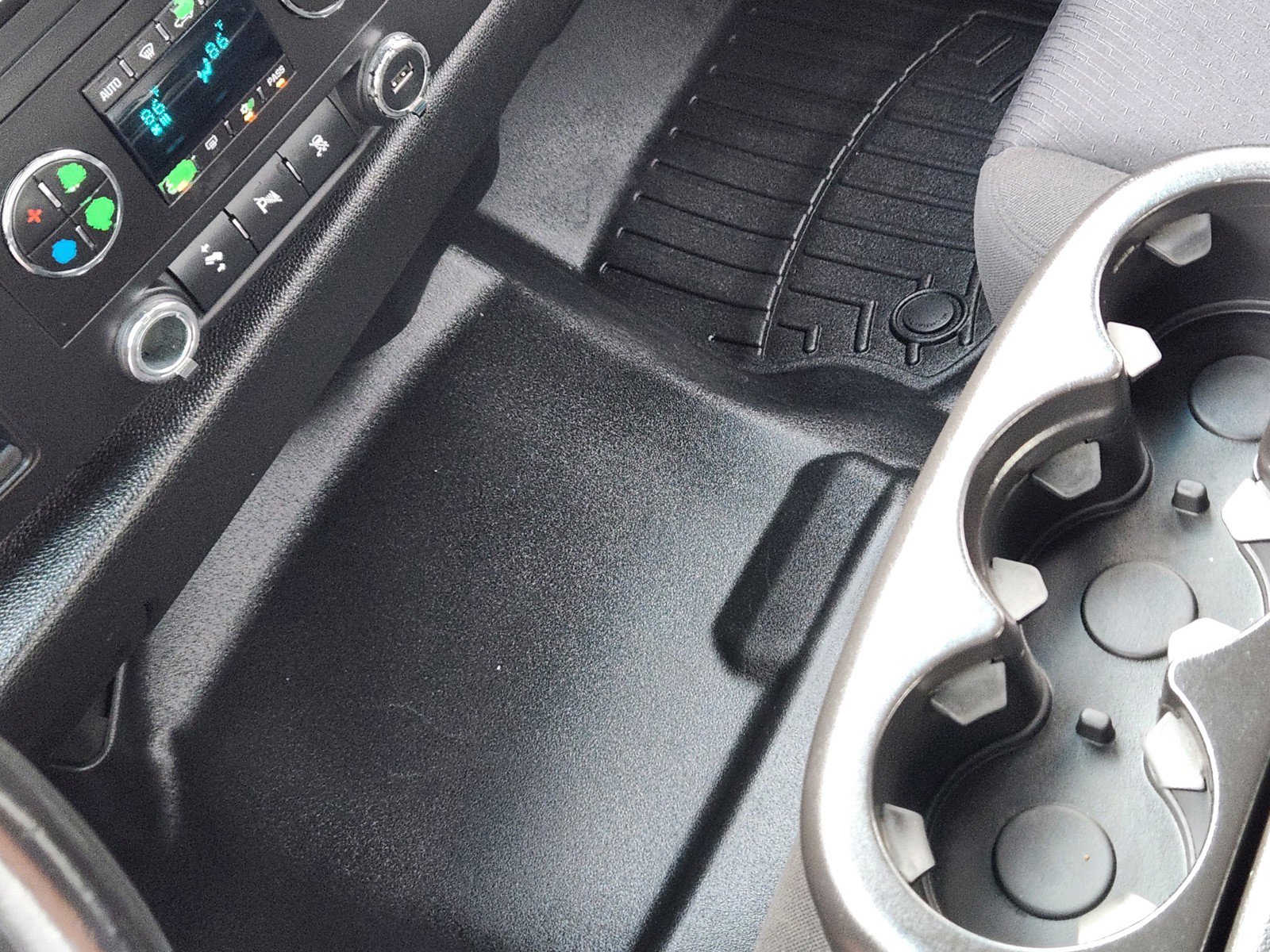 Used 2011 GMC Sierra 1500 SLE w/ Texas Edition image 14