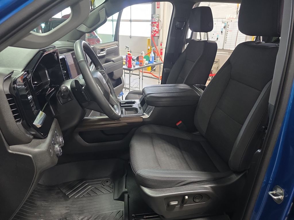 Certified 2023 Chevrolet Silverado 1500 RST AWD/4WD image 14