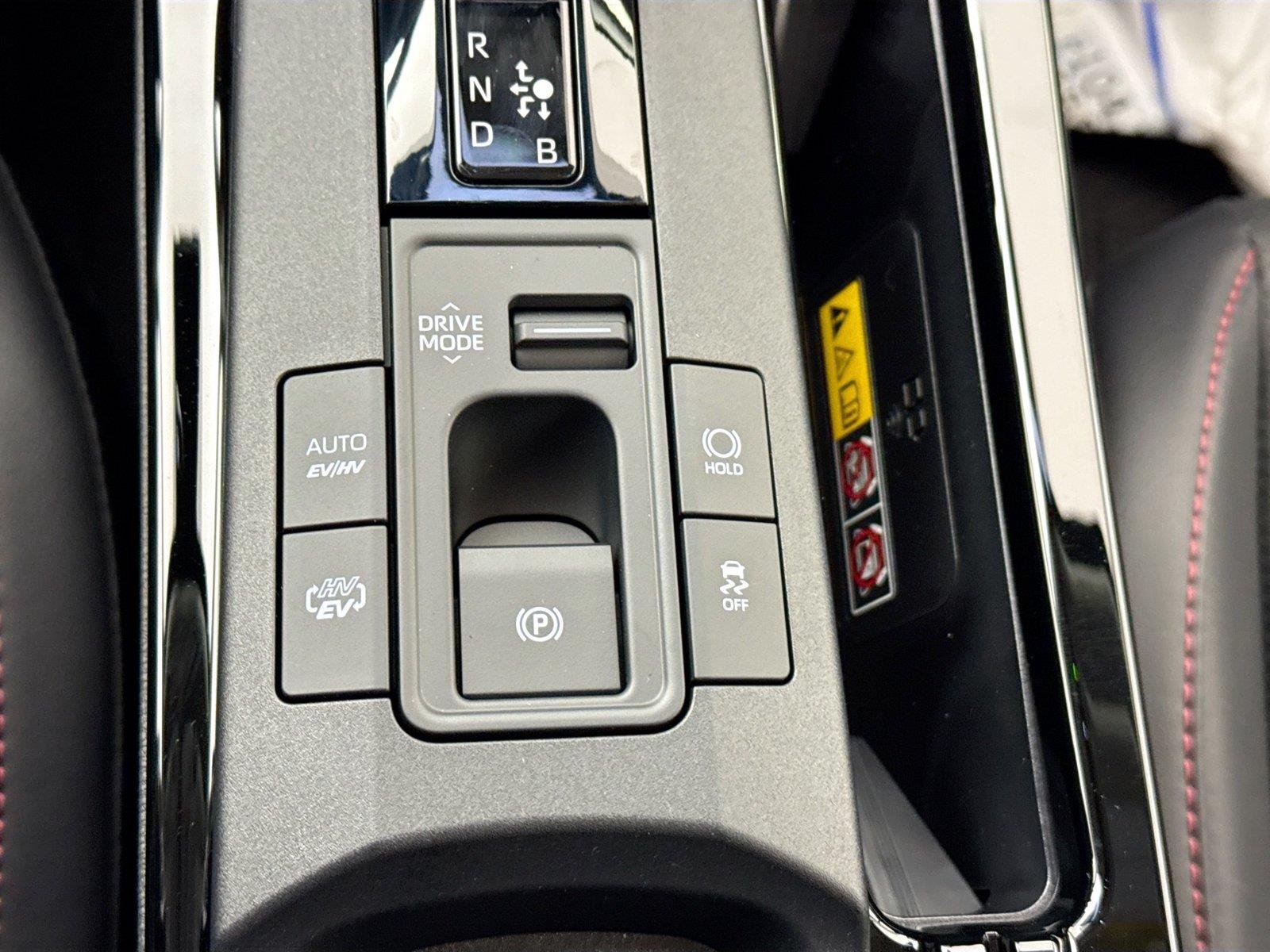 New 2026 Toyota Prius Plug-In Hybrid w/ Limited Premium Package FWD image 32