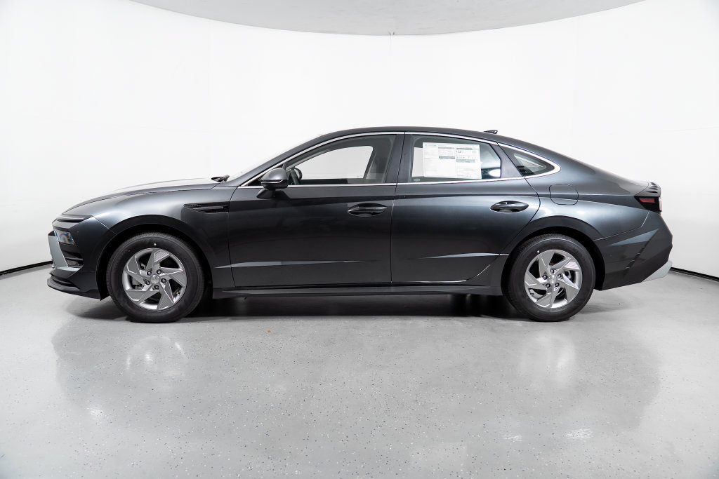 New 2026 Hyundai Sonata SE FWD image 11