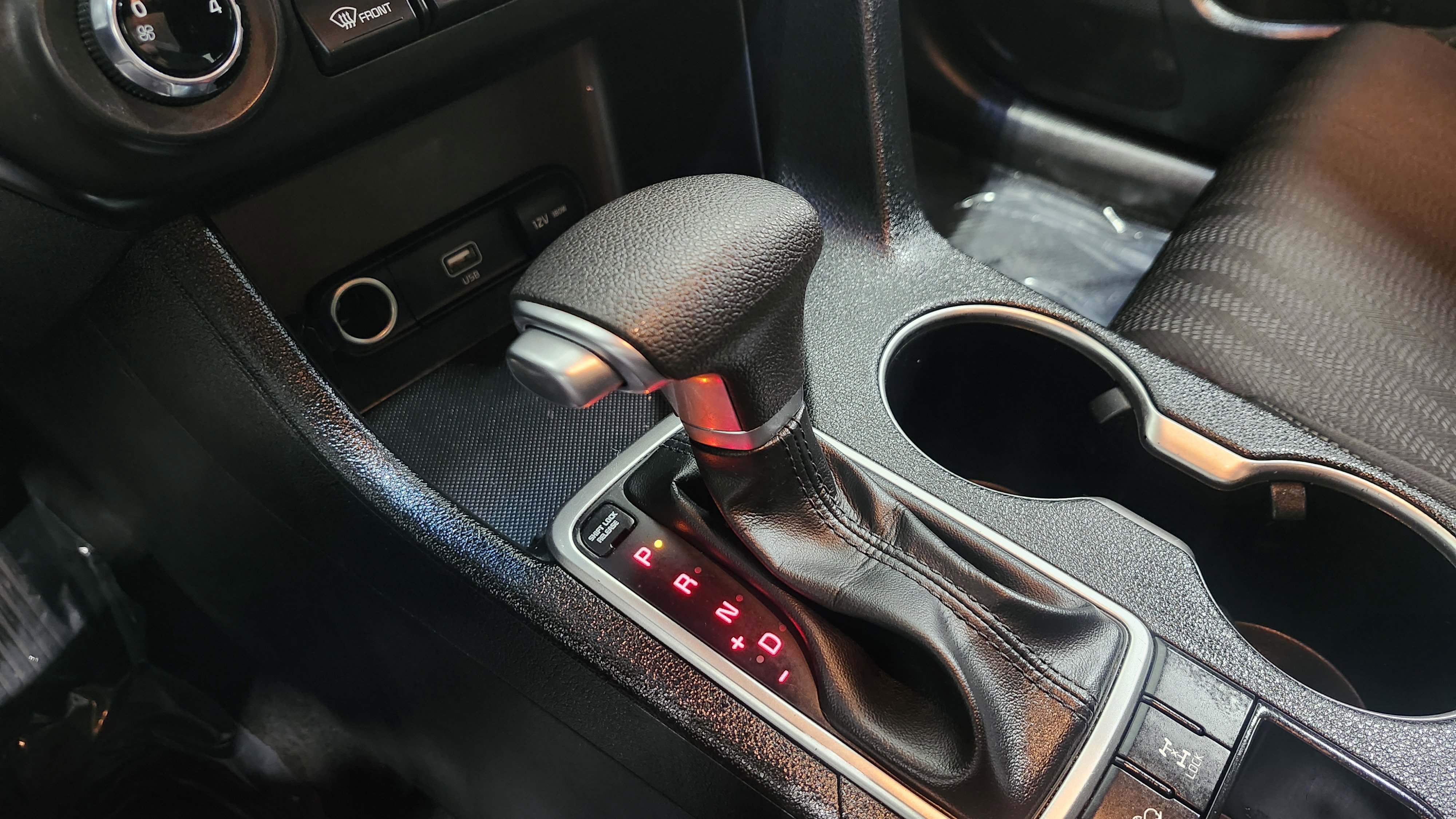 Used 2020 Kia Sportage LX image 29