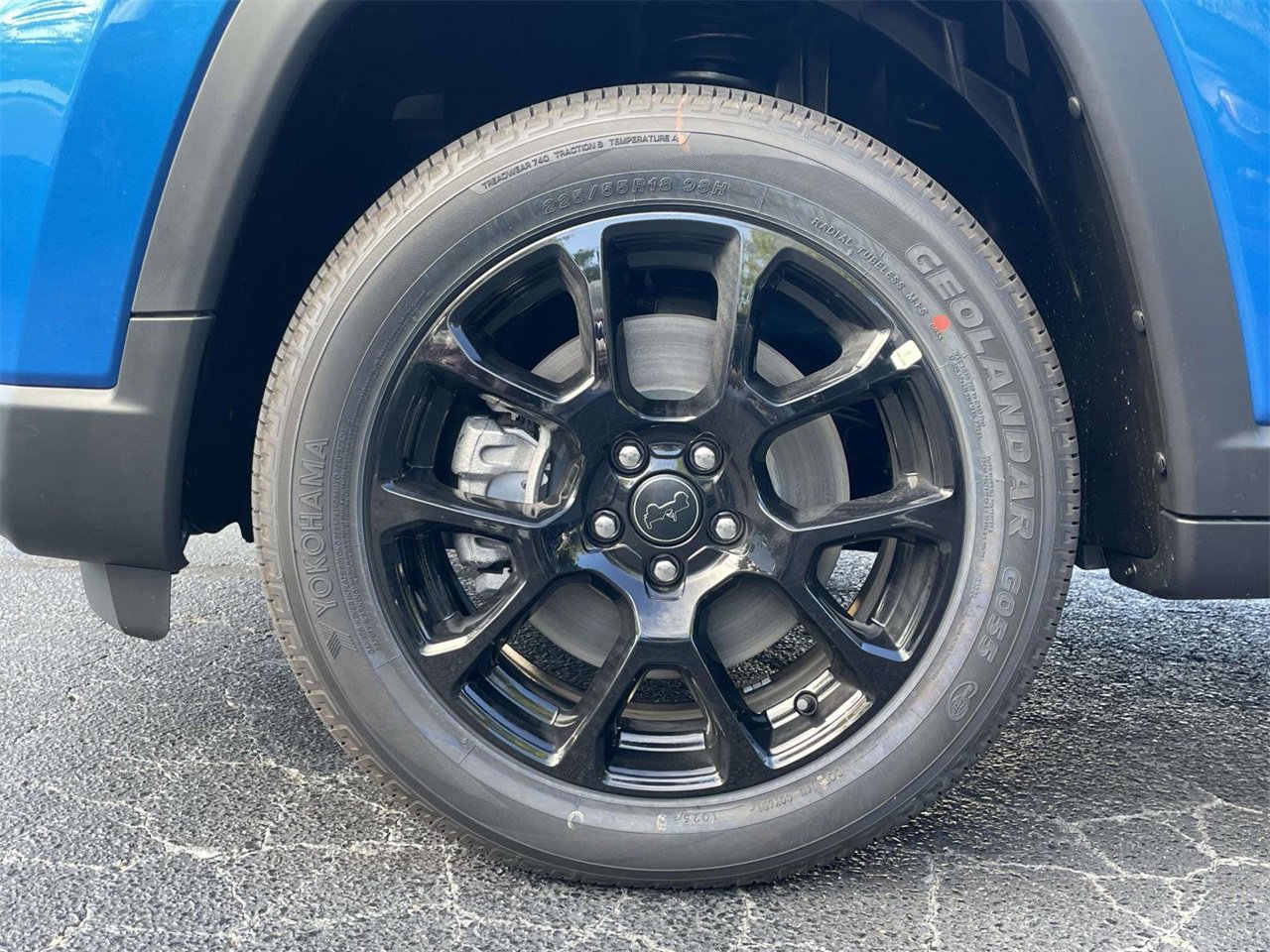 New 2026 Jeep Compass Latitude image 38