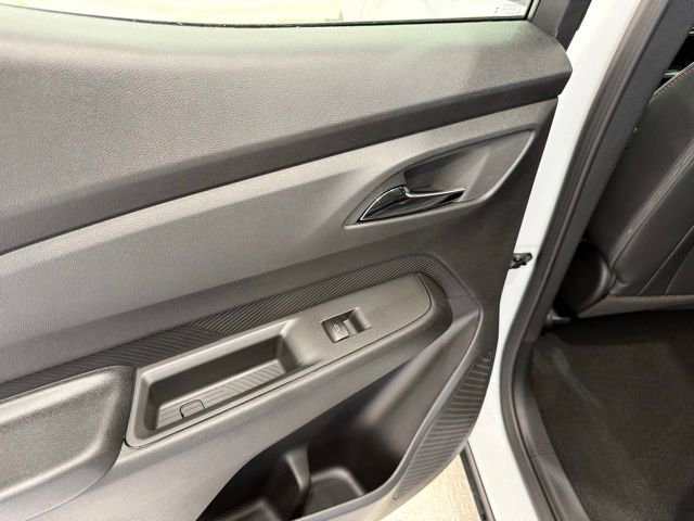 New 2027 Chevrolet Bolt RS w/ Super Cruise Package FWD image 18