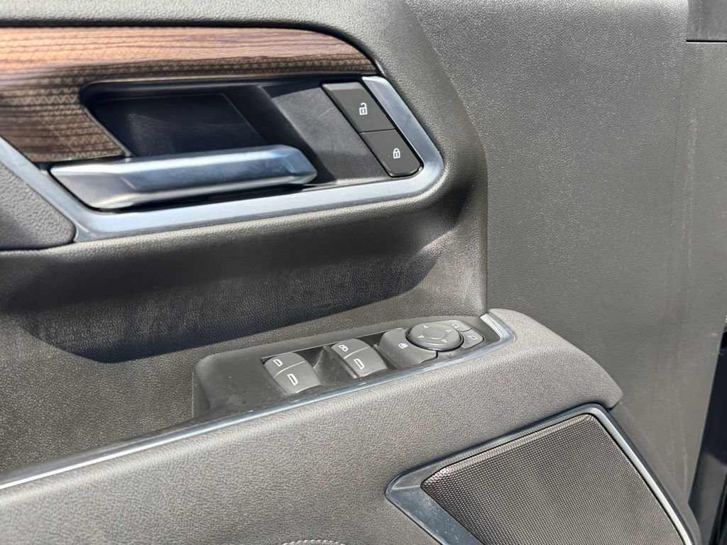 Used 2025 Chevrolet Silverado 2500 LT AWD/4WD image 15