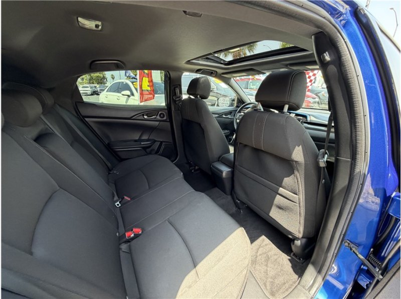Used 2018 Honda Civic EX image 29