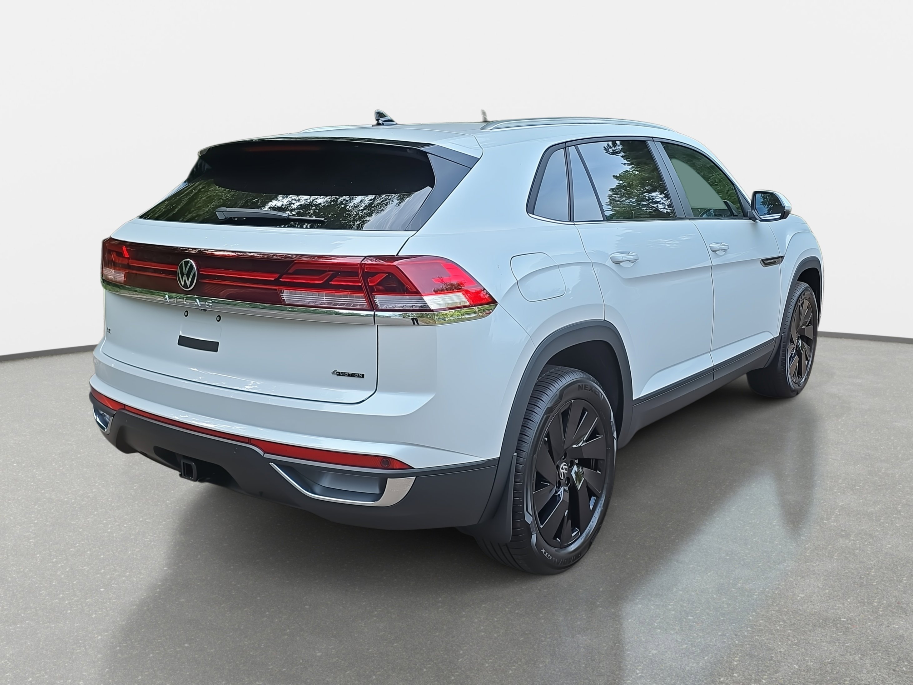 New 2026 Volkswagen Atlas Cross Sport SE image 3