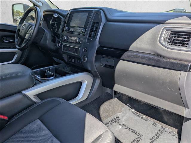 Used 2023 Nissan Titan SV w/ SV Convenience Package image 19