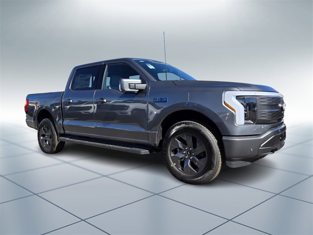 New 2025 Ford F150 Lightning Lariat image 2