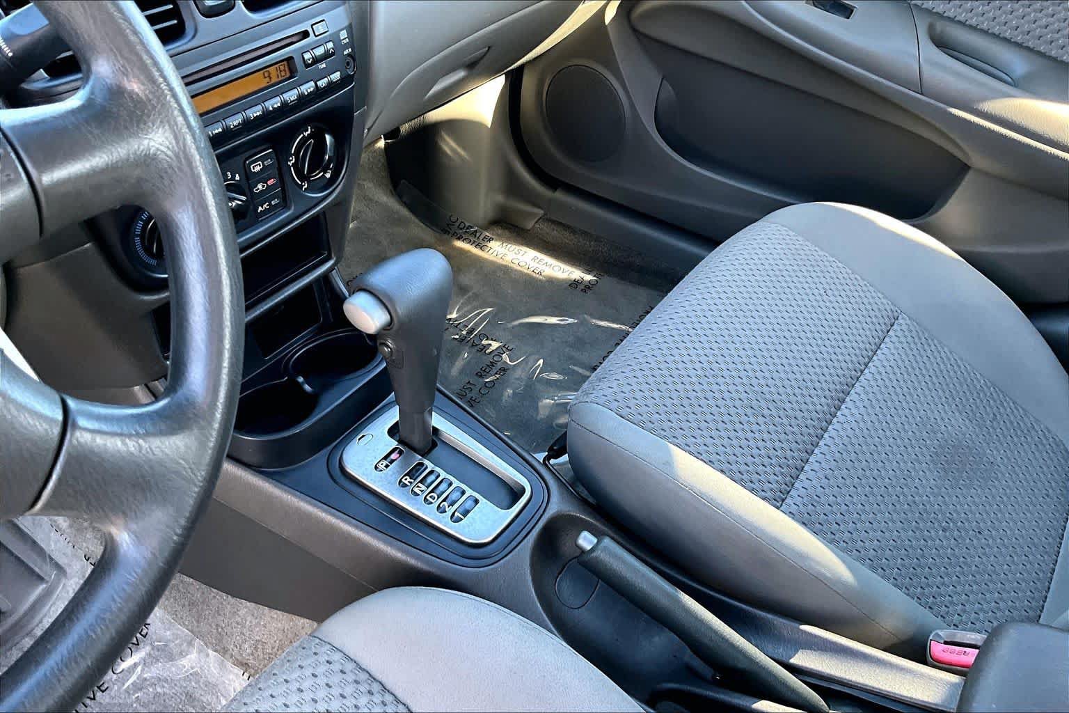 Used 2004 Nissan Sentra S FWD image 16