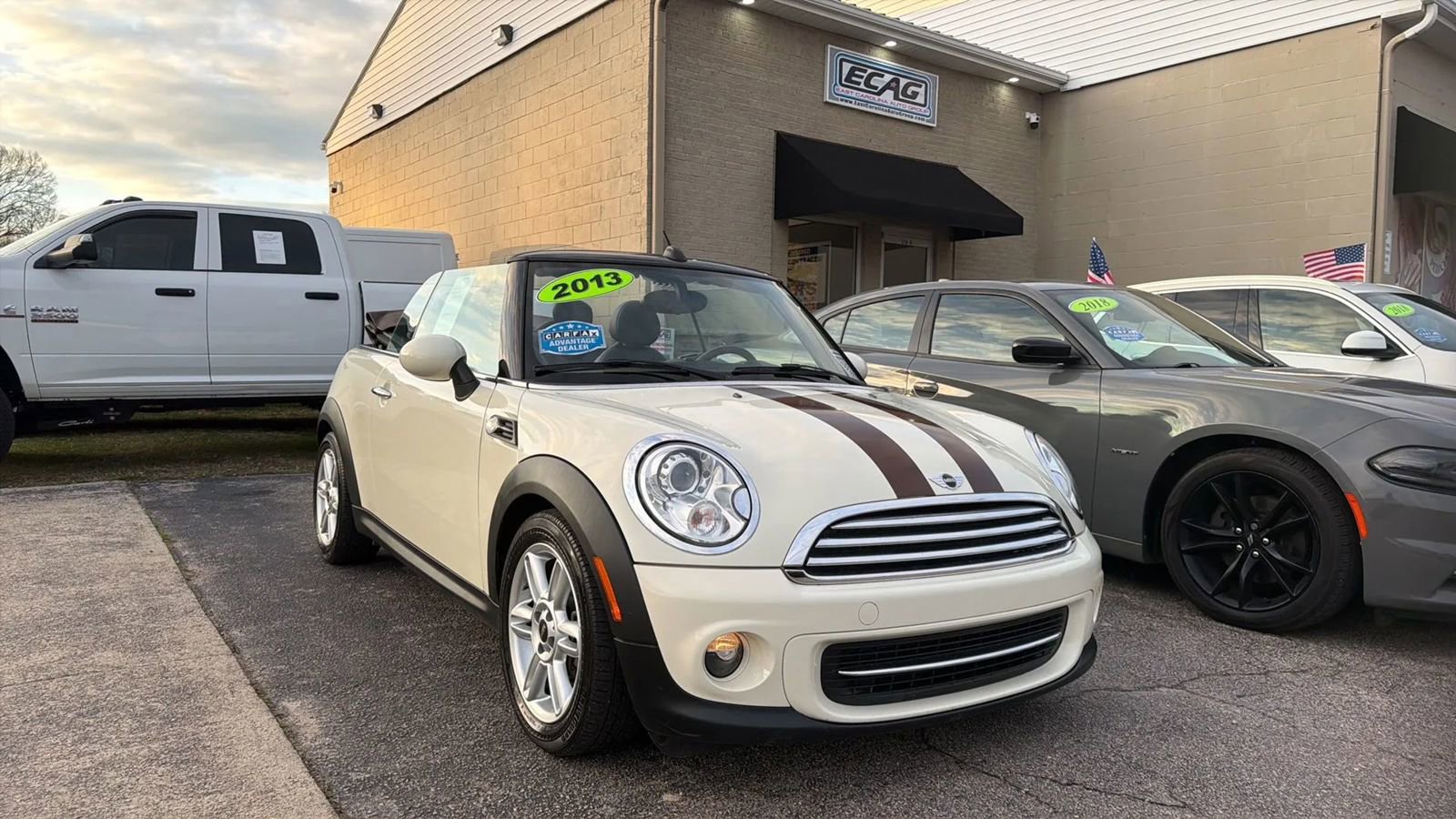 Used 2013 MINI Cooper Convertible image 21