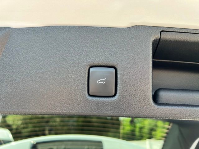 New 2025 Ford Escape SE w/ PHEV Premium Package image 17