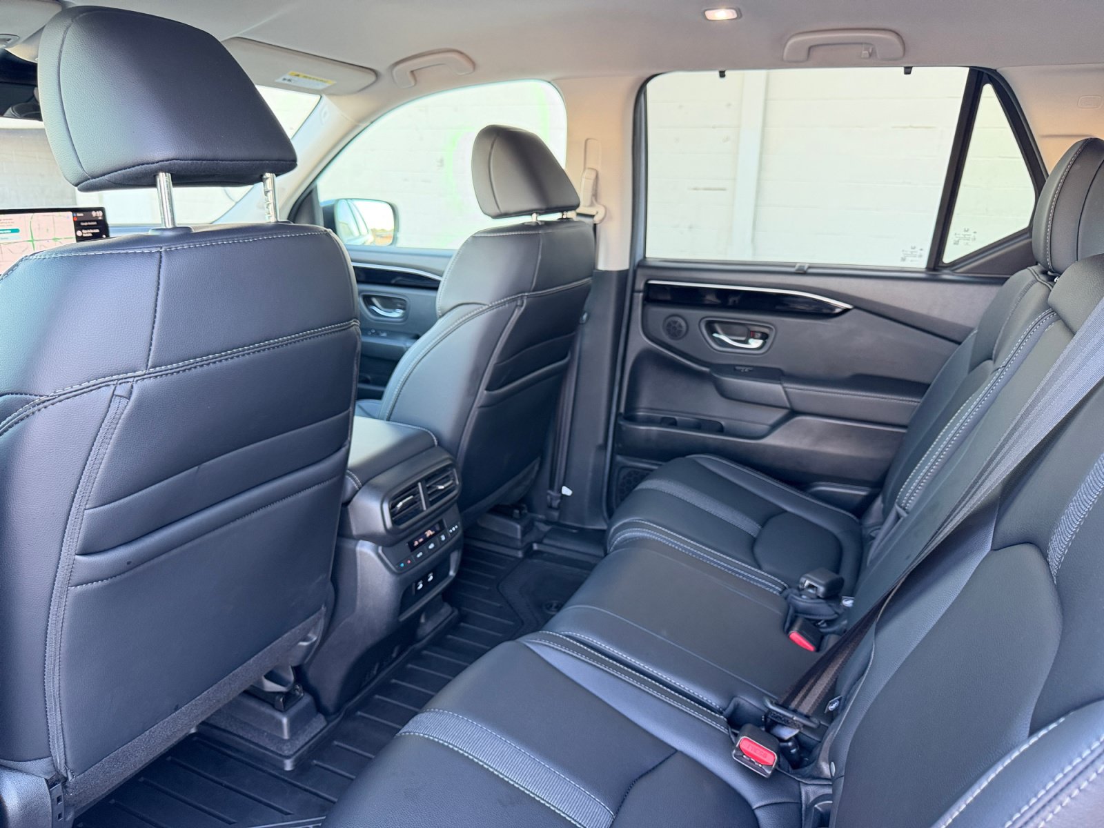 Used 2026 Honda Pilot EX-L image 27