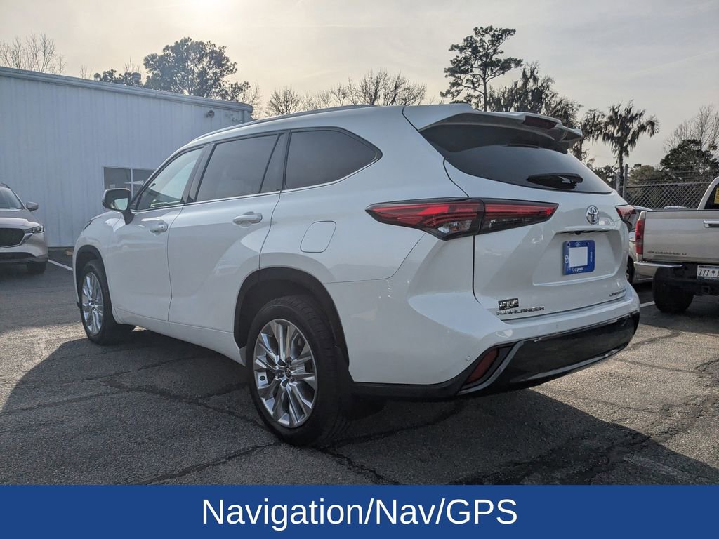 Used 2021 Toyota Highlander Limited image 6