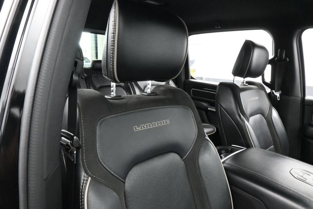 Used 2020 RAM 1500 Laramie w/ Sport Appearance Package AWD/4WD image 43